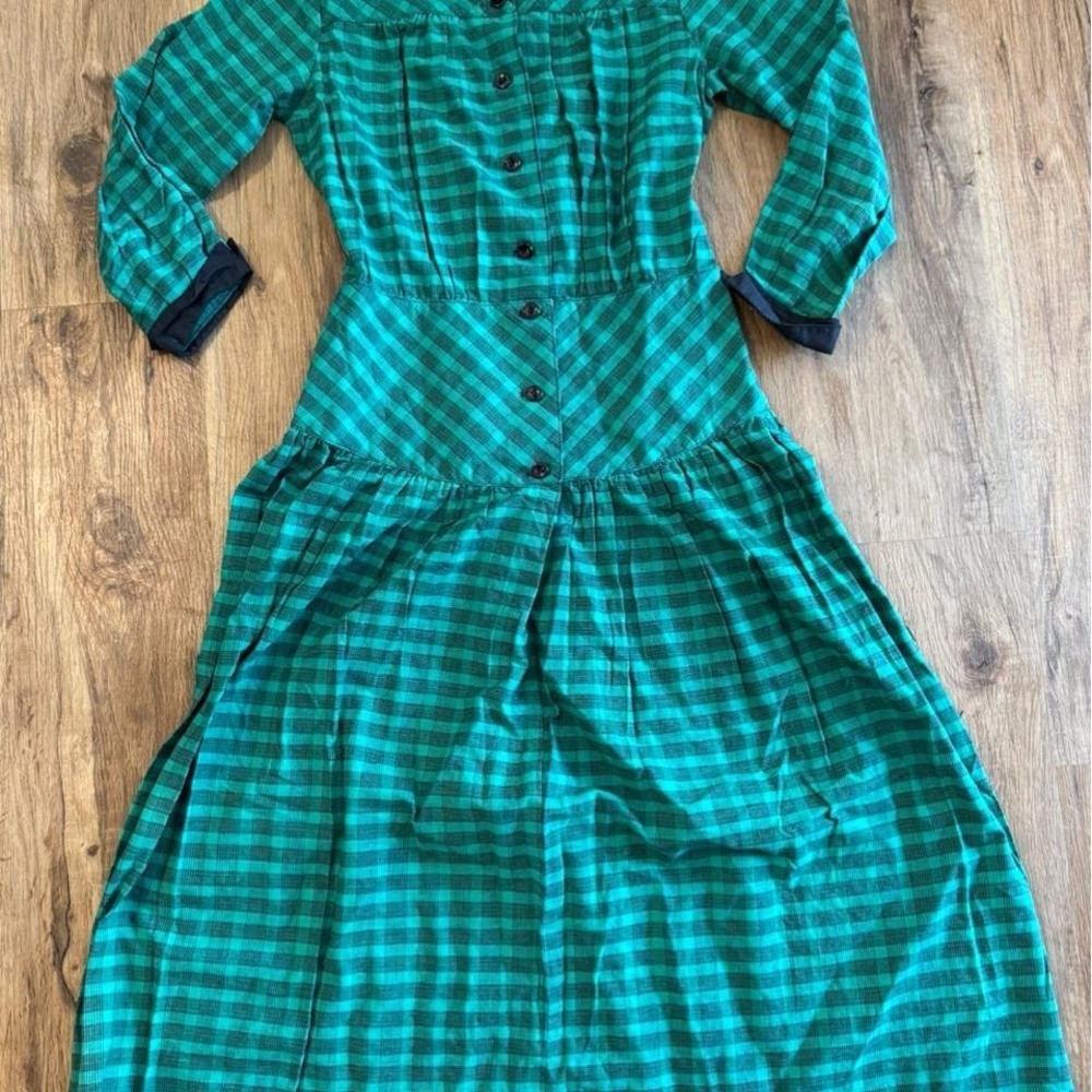 Prairie Style Green Dress